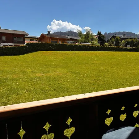 Apartment Center And Walking Trails - Open View And Private Parking